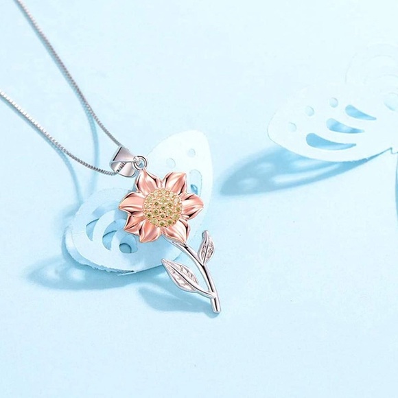 Sparkling Sunflower 14k Necklace - Picture 1 of 5